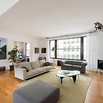 Rue Cognacq Jay By Onefinestay