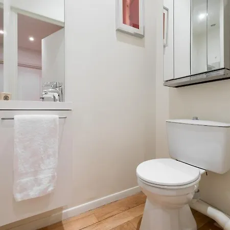 Apartment Rue Cognacq Jay By Onefinestay